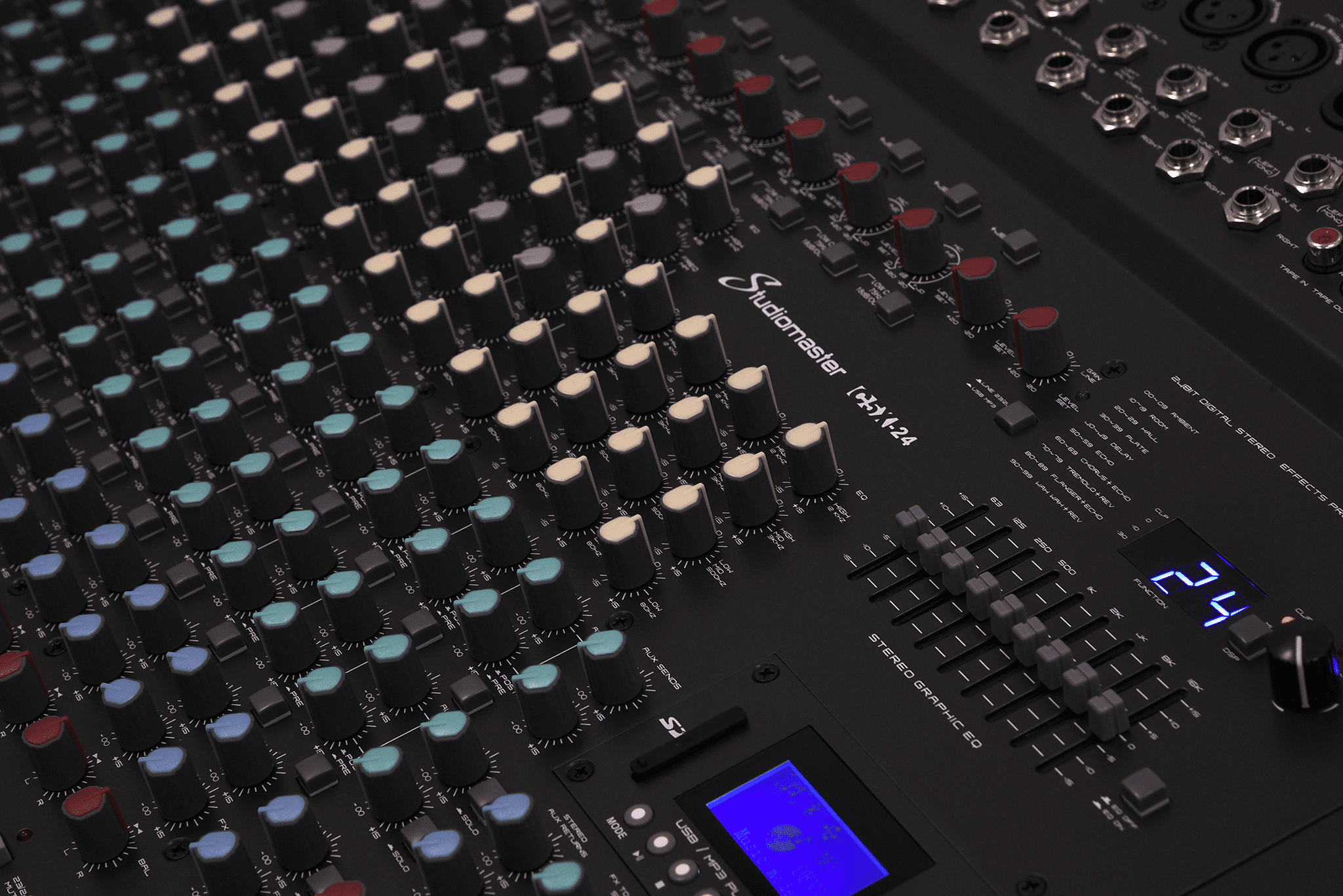 Studiomaster C5X-24 Hymns Music